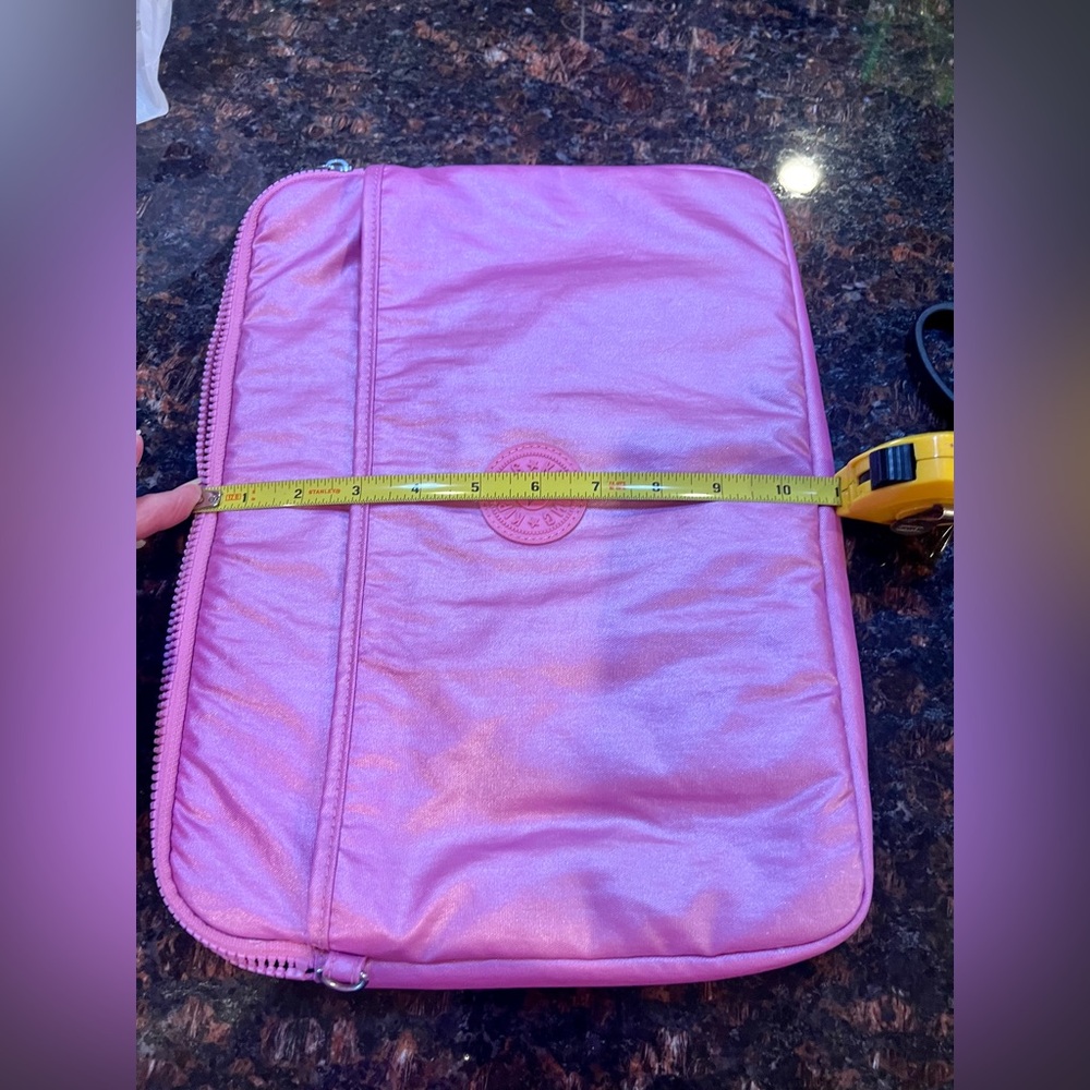 Kipling Laptop Sleeve - metallic pink, excellent condition! - Picture 5 of 6